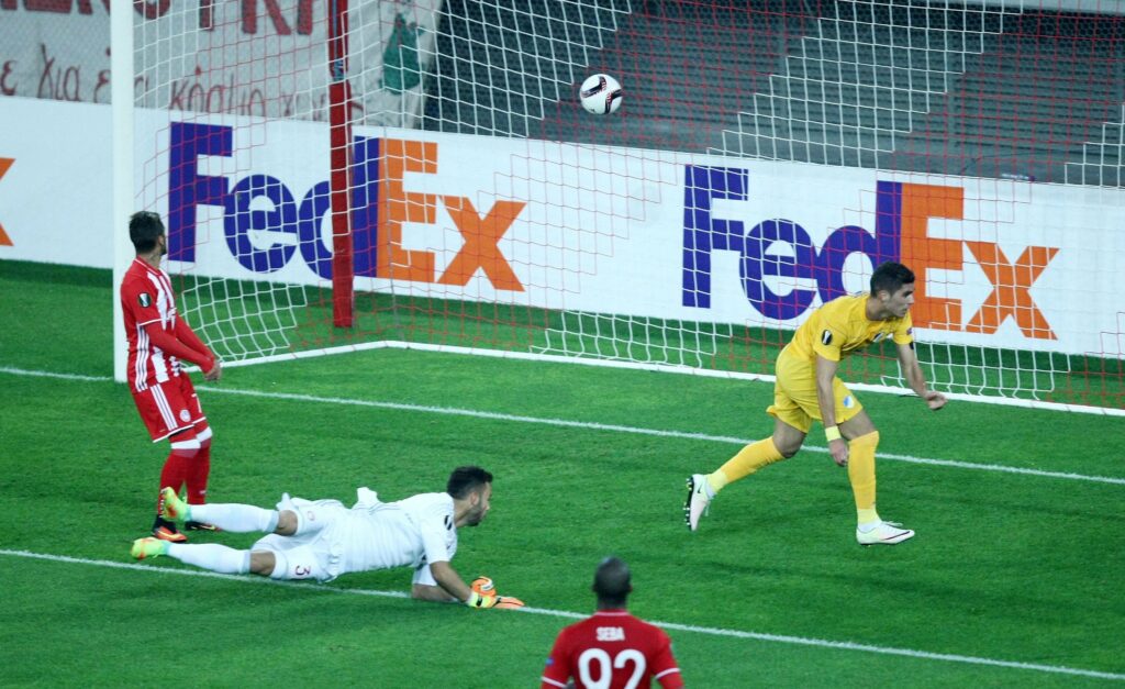 Έχασε το ματς και την ευκαιρία να «κλειδώσει» νωρίς την πρόκριση - Διπλό ο ΑΠΟΕΛ, 1-0 τον Ολυμπιακό στο Καραϊσκάκη - Media