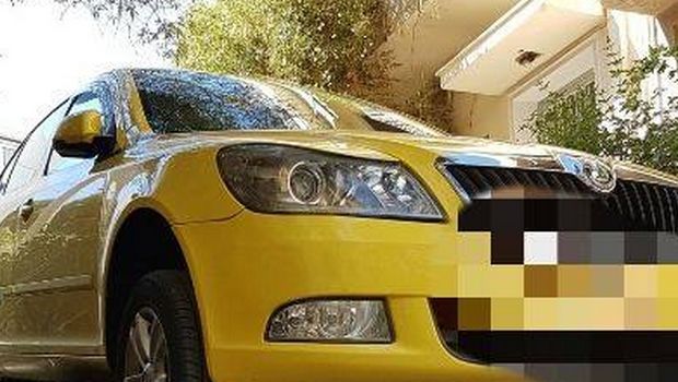 Δείτε το απίστευτο παρκάρισμα ταξί στο Παγκράτι (Photo) - Media