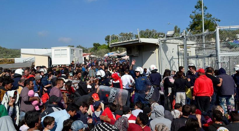 Λέσβος: 84χρονος απείλησε μετανάστες με κυνηγετική καραμπίνα - Media
