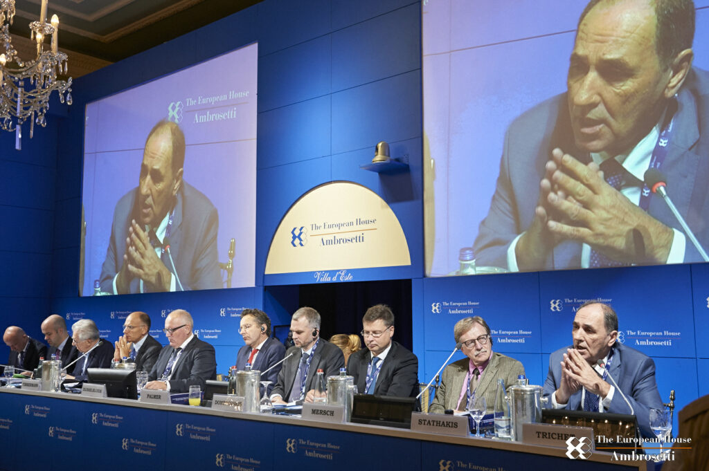 Σταθάκης: Ανάπτυξη 2,7% τον Ιούνιο του 2017 - Media