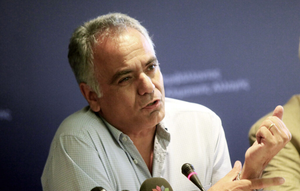 Σκουρλέτης: Δεν συζητάμε αύξηση του Ειδικού Φόρου Κατανάλωσης στα καύσιμα - Media