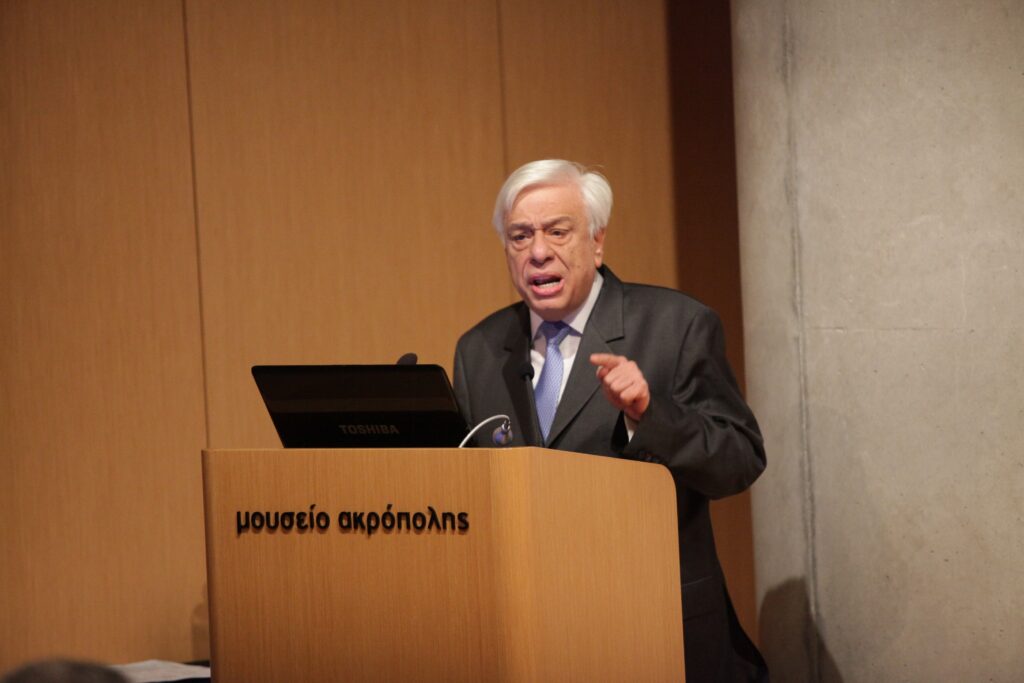 Παυλόπουλος: Μόνο ενωμένοι μπορούμε να πετύχουμε τα μεγάλα και τα σημαντικά - Media