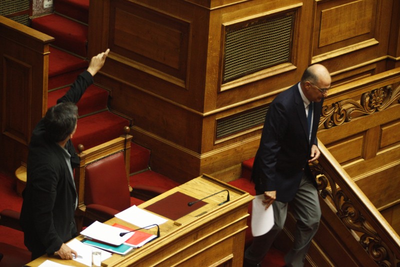 Η κόντρα Τσακαλώτου-Χατζηδάκη, οι ιδιωτικοποιήσεις και ο… Γκραούτσο Μαρξ - Media