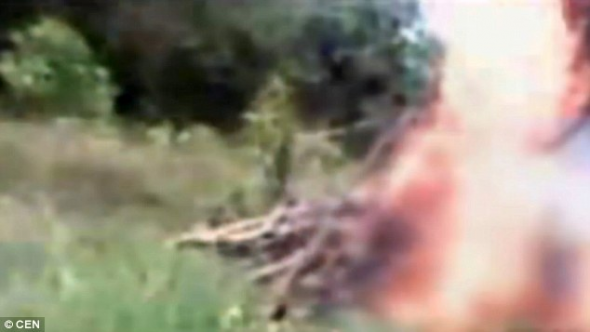 Την έκαψαν ζωντανή γιατί πίστευαν ότι είναι μάγισσα - Media