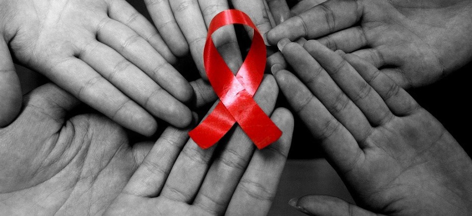Έρευνα: Ένα στα δέκα παιδιά έχει φυσική άμυνα κατά του AIDS - Media