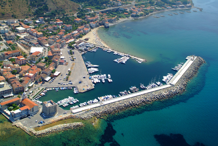 Το χωριό των αιωνόβιων στην Ιταλία αποκαλύπτει το μυστικό του - Media