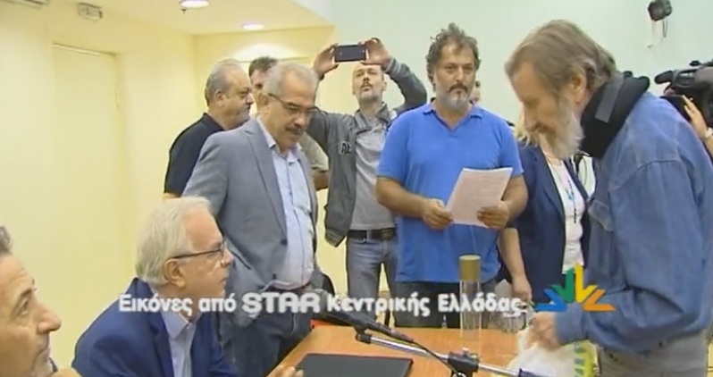 Λαμία: Οι αγρότες αποχώρησαν από την αίθουσα - «Δεν θέλουμε να ακούσουμε κι άλλα παραμύθια κ. Αποστόλου» (Video) - Media