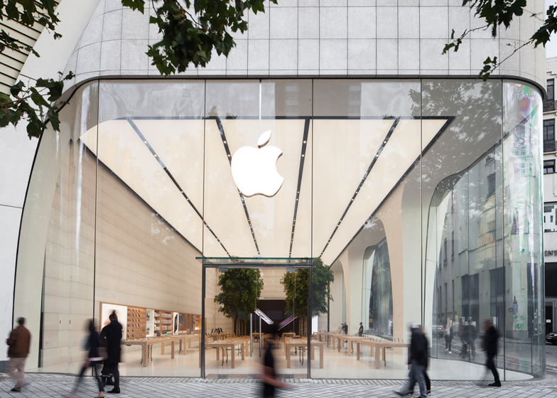 Η συντριβή της Apple στις Βρυξέλλες - Για πολιτική αντιαμερικανική απόφαση μιλάει ο Τιμ Κουκ - Media