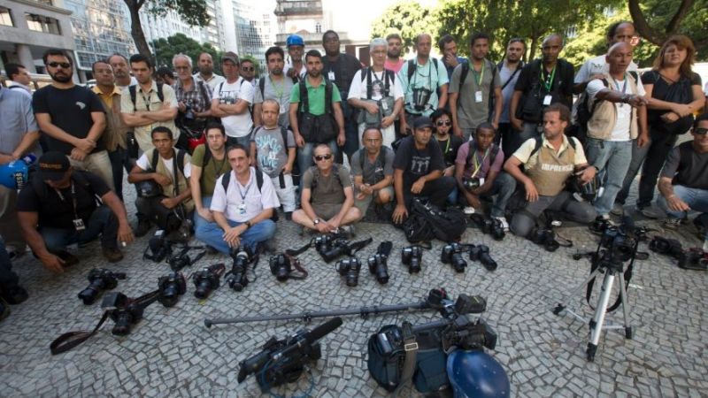 Βενεζουέλα: Μπλόκο της κυβέρνησης στους... καουμπόηδες δημοσιογράφους - Media