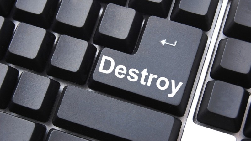 Άγνωστοι χάκερ προσπαθούν να «ρίξουν» το Ίντερνετ - Media