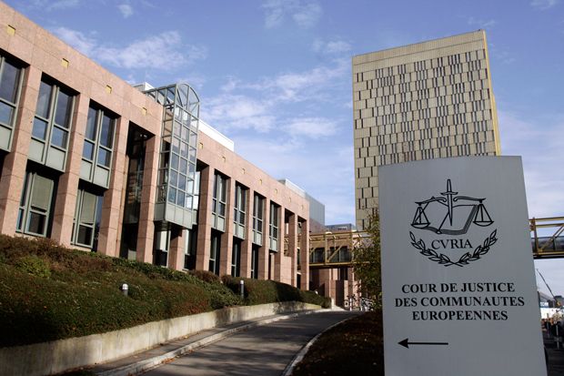 Απόφαση σταθμός του Ευρωπαϊκού Δικαστηρίου - Αποζημιώσεις για παραβίαση δικαιωμάτων από τα μέτρα λιτότητας - Media