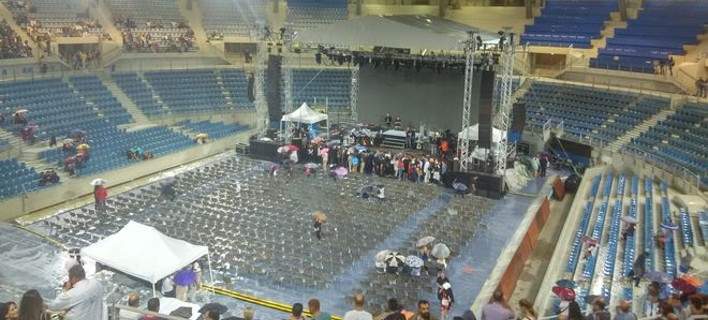 Ακυρώθηκε η συναυλία της Λάρα Φαμπιάν λόγω καταιγίδας και πλημμύρας στο ΟΑΚΑ - Media