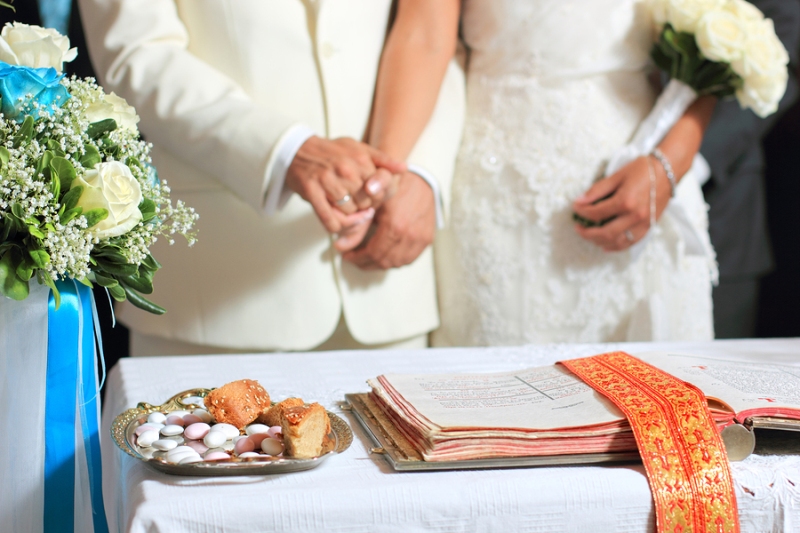 Εκατομμυριούχος παντρεύτηκε την… εγγονή του - Δεν σκοπεύει να την χωρίσει - Media