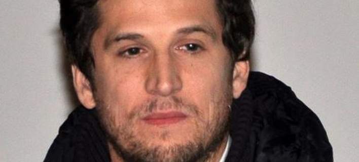 Οργισμένος ο σύντροφος της Κοτιγιάρ για τις φήμες περί Μπραντ Πιτ: «Αναμεταδίδετε σκ@τ@» - «Μανία, βλακεία και μίσος» - Media