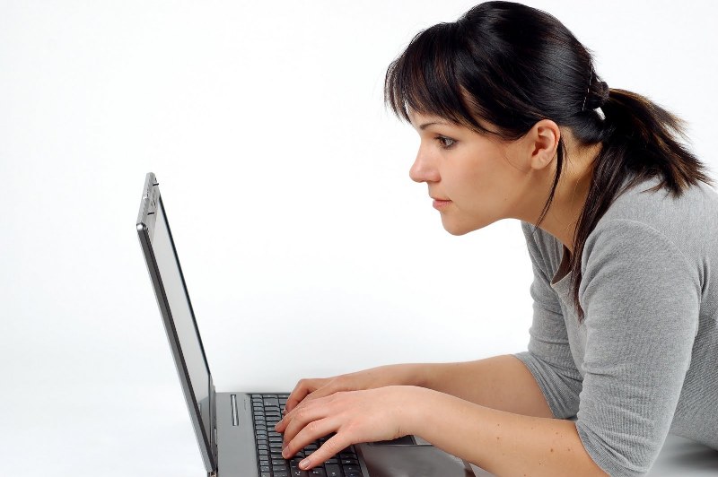 Έφηβη βασάνισε και σκότωσε τη μητέρα της γιατί της στέρησε το… ίντερνετ - Media