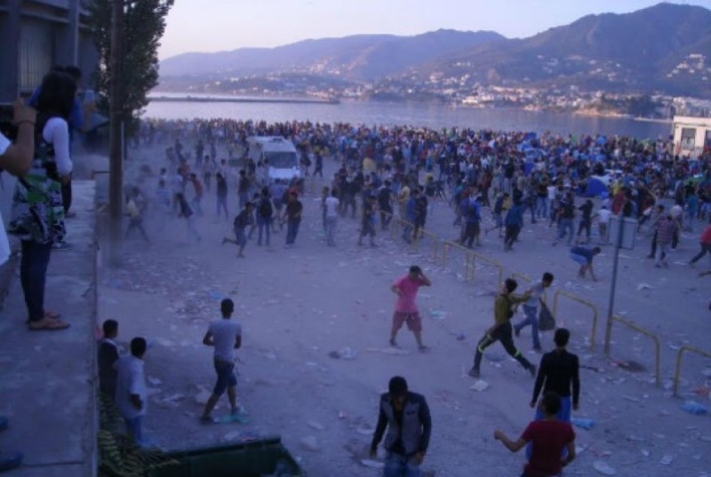 Οι ακροδεξιοί εκμεταλλεύονται την κατάσταση στη Λέσβο και διαδίδουν ψεύδη για να προκληθεί χάος στο νησί  - Media