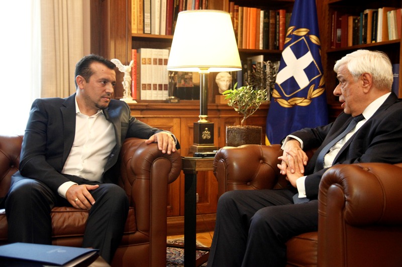 Στον Παυλόπουλο ο Παππάς για τις άδειες - «Ήταν διαδικασία πρότυπο, έρχεται νέο τηλεοπτικό τοπίο» - Media