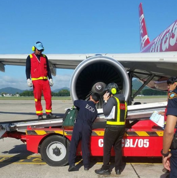 Αναγκαστική προσγείωση σε αεροπλάνο λόγω περίεργου θορύβου σε αποσκευή - Δεν θα πιστεύετε τι ήταν (Photos) - Media