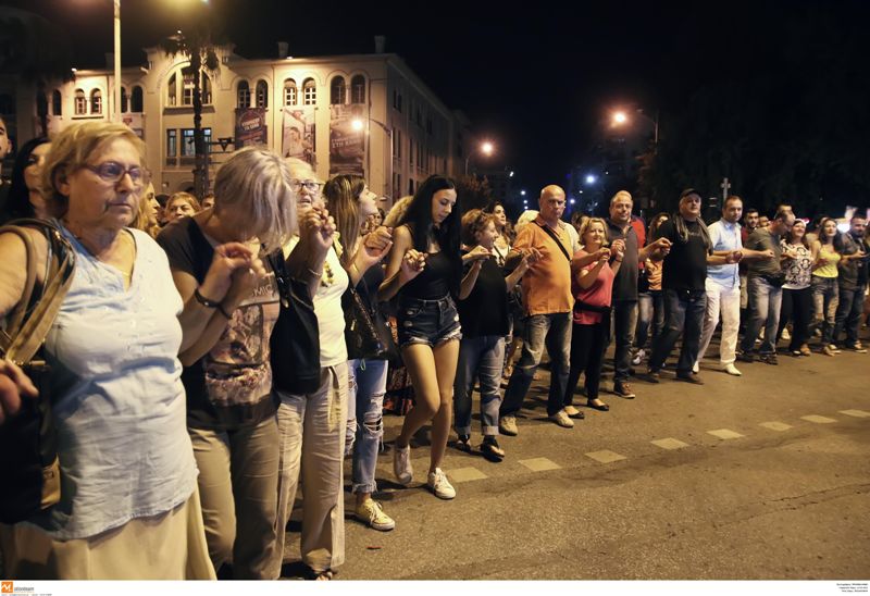 Ποντιακή «πολιορκία» της ΔΕΘ - Ο χορός που διεκδικεί θέση στο βιβλίο των ρεκόρ Γκίνες (Photos-Video) - Media