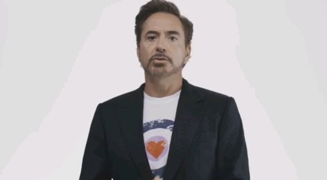 Σταρ του Χόλιγουντ πρωταγωνιστούν σε βίντεο κατά του Τραμπ  - Media