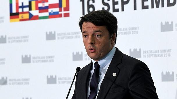 Politico: Γιατί αρνήθηκε ο Ρέντσι να βρεθεί στην κοινή συνέντευξη Τύπου με Μέρκελ-Ολάντ; - Media
