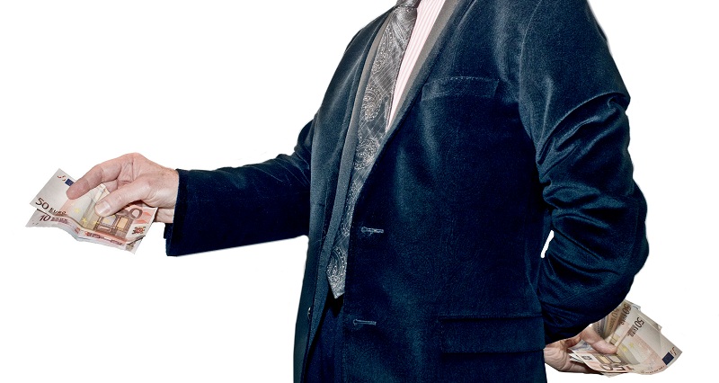 Πανευρωπαϊκό «κυνηγητό» φοροφυγάδων - Media