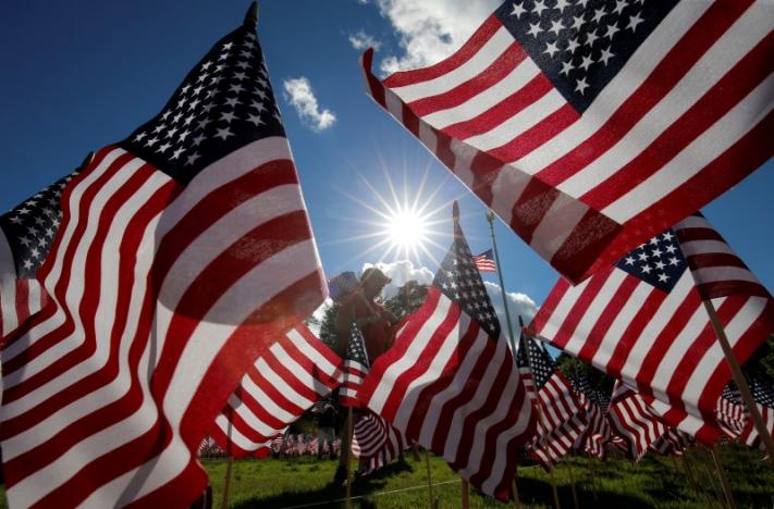 Οι ΗΠΑ τιμούν τη μνήμη των νεκρών της 11ης Σεπτεμβρίου - Media