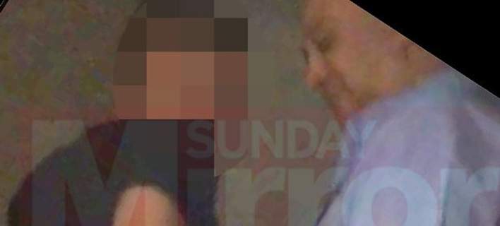 Ροζ σκάνδαλο για βουλευτή των Εργατικών: Τα «καυτά» ραντεβού με ζιγκολό (Photo) - Media