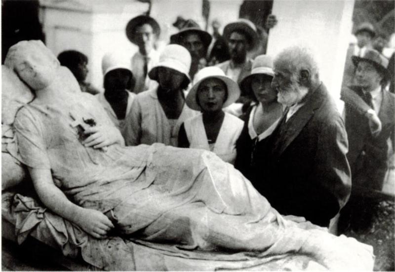 Το πορτρέτο του Γιαννούλη Χαλεπά  στο ΟΤΕ HISTORY - Media