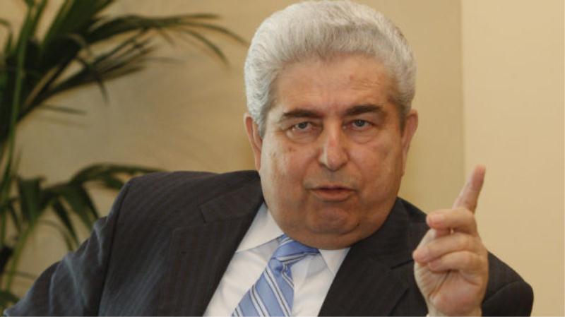 Σοκ στην Κύπρο: Βανδαλισμός στον τάφο του Χριστόφια (Photo) - Media