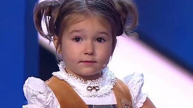 Το 4χρονο κορίτσι - θαύμα που μιλάει ήδη 7 γλώσσες  - Media
