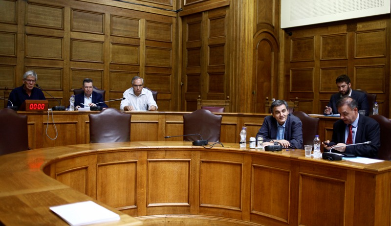 Τσακαλώτος: Στόχος ο «καθαρός διάδρομος» για το χρέος - Media