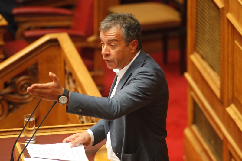 Θεοδωράκης: Οι λαϊκιστές δεν κατακτούν μόνοι τους την εξουσία - Χρειάζονται κανάλια, χρήματα, διαπλοκή - Media