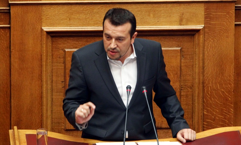 Παππάς: Χυδαία πολεμική γιατί χάνονται προνόμια  - Media