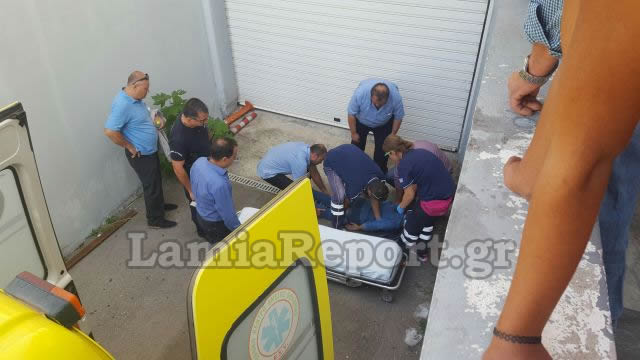 Σοβαρό ατύχημα στον σταθμό ΚΤΕΛ στη Λαμία - Γυναίκα έπεσε από ύψος 4 μέτρων και χτύπησε στο κεφάλι! (Photos) - Media