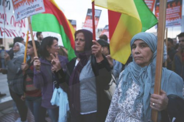 Με αντιπολεμικά συνθήματα ολοκληρώθηκε η πορεία αλληλεγγύης για τους πρόσφυγες - Media