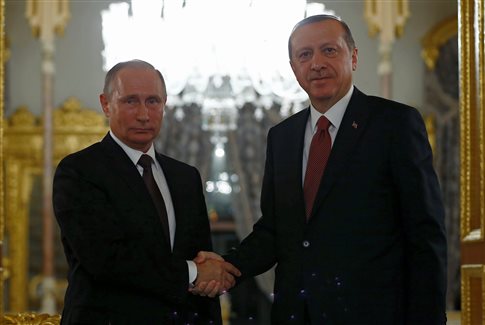 Όλο και πιο κοντά Ρωσία - Τουρκία - Η Άγκυρα εξετάζει το ενδεχόμενο να αποκτήσει ρωσικό σύστημα αεράμυνας - Media