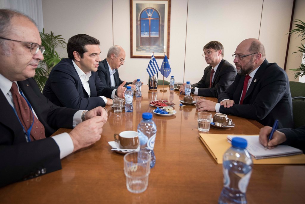 Τo ζήτημα του χρέους στο επίκεντρο της συνάντησης Τσίπρα-Σουλτς (Photos) - Media