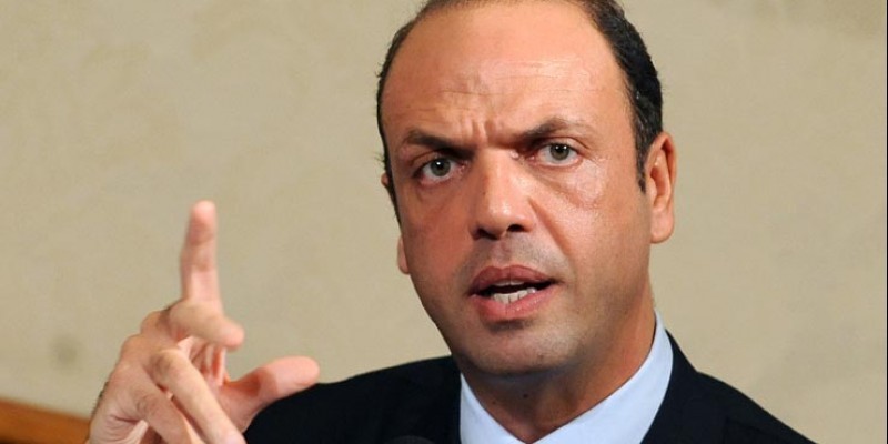Αλφάνο: Η κυβέρνηση δε θα παραιτηθεί οτιδήποτε κι αν συμβεί στο δημοψήφισμα της 4ης Δεκεμβρίου - Media