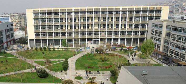 Προφυλακίστηκαν οι δύο από τους τρεις κατηγορούμενους για το βιασμό 23χρονης στο ΑΠΘ - Media