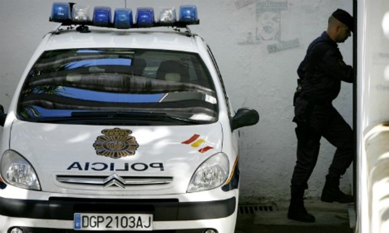 Kρατούσε αιχμάλωτα τα παιδιά της για 7 χρόνια - Απειλούσε να τα σκοτώσει αν μίλαγαν στην αστυνομία - Media