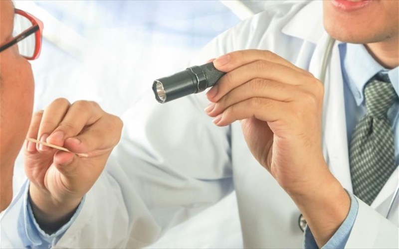 «Ένοχα» για την επιδείνωση των όγκων του παχέος εντέρου τα μικρόβια του στόματος  - Media