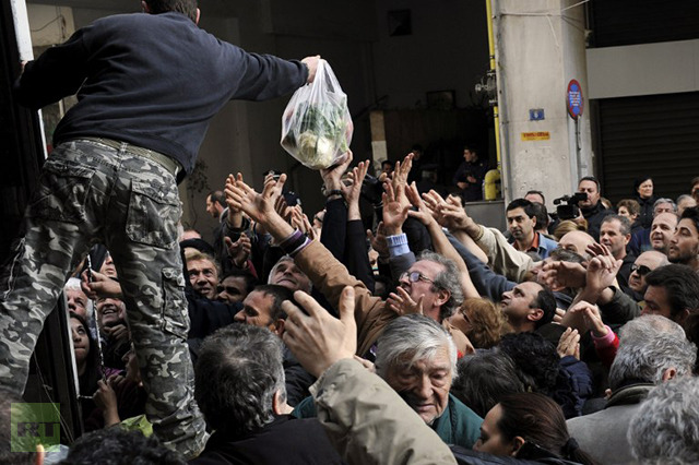 Ένας στους τρεις Έλληνες δεν μπορεί να αγοράσει βασικά είδη διατροφής - Επιστροφή στη μεσογειακή διατροφή - Media