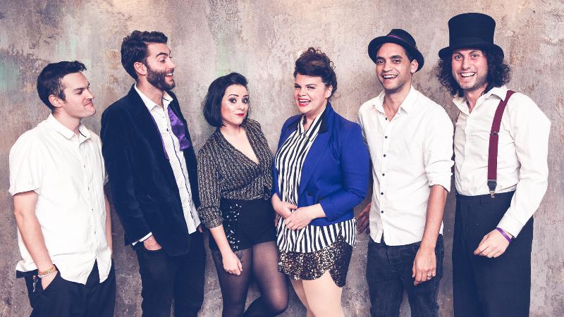 Το Electric Swing Circus στο Half Note - Media