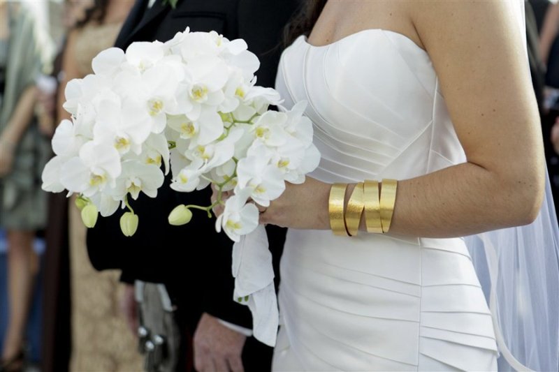 Ελληνίδα τραγουδίστρια παντρεύεται τον μπασκετμπολίστα αγαπημένο της (Photo) - Media