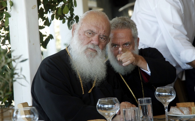 Στη Μύκονο ο αρχιεπίσκοπος Ιερώνυμος (Photos) - Media