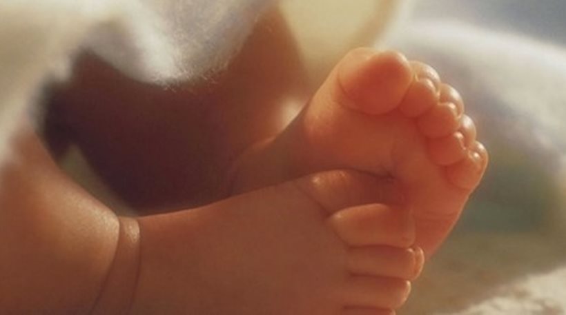 Κακοποιούσαν βρέφος 50 ημερών στα Χανιά - Το ομολόγησε ο 23χρονος πατέρας - Media
