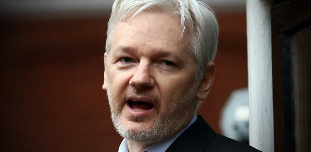 WikiLeaks: 10 χρόνια από την ίδρυσή τους - Πέντε πράγματα που πρέπει να ξέρετε - Media