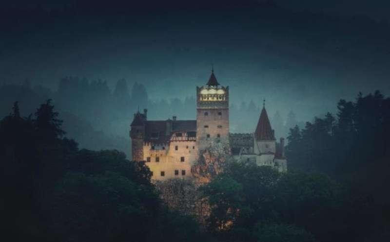 Μια βαρδιά στο κάστρο του… Κόμη Δράκουλα- Όλες οι λεπτομέρειες του διαγωνισμού (Photos) - Media