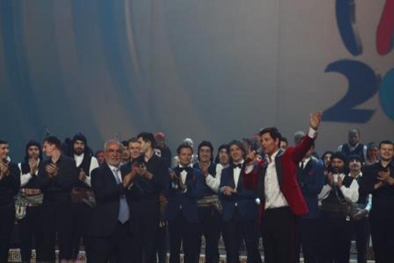 Ιβάν Σαββίδης: Ήθελα να ακουστεί η ποντιακή λύρα, στο Παλάτι του Κρεμλίνου (Photos-Video) - Media